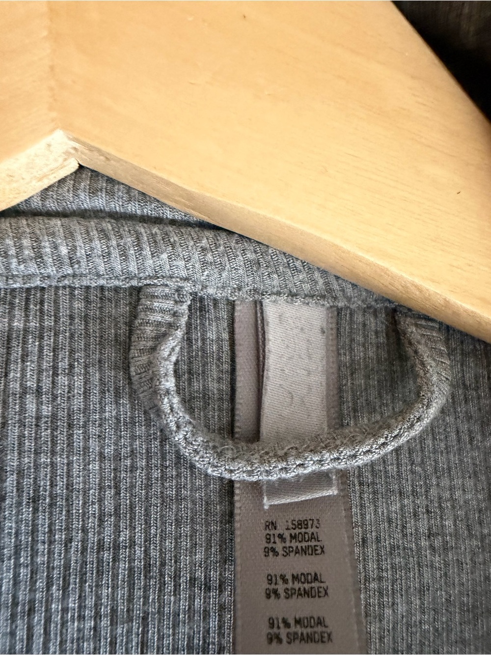 SKIMS Soft Lounge Sleep Set Gray Soft Lounge Set Size Small - Picture 6 of 6